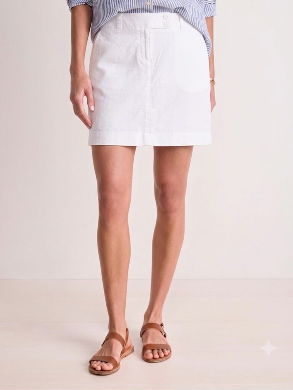 Vineyard Vines white mini skirt women size 10
